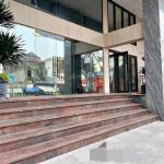 Cho thuê tầng 5 nguyên sàn 86m² + sân 235m², view sông, sát Quận 1 phù hợp làm F&B, văn phòng